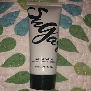 2/12 Bath and Bodyworks Sugar Lotion